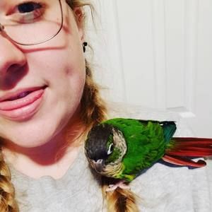 Meet your Posher, Danielle